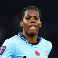 Khadija Shaw deixa o Chelsea de lado e vai renovar com o Manchester City