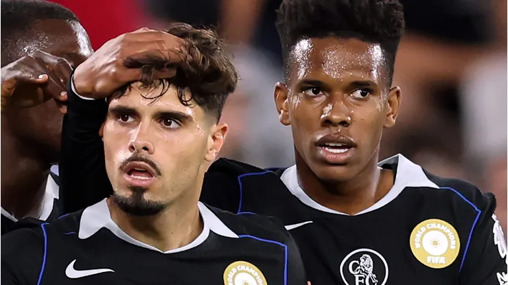 Barcelona busca alternativas para o ataque e cogita investida por Pedro Neto, do Chelsea. (Foto: Julian Finney/Getty Images)