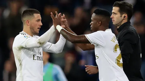 Eden Hazard teme aposentadoria precoce de Vinicius Júnior devido ao peso do racismo na Europa. (Foto de Angel Martinez/Getty Images)