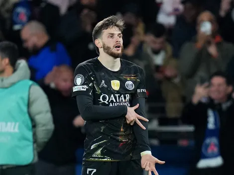 PSG fixa R$ 540 milhões por Kvaratskhelia