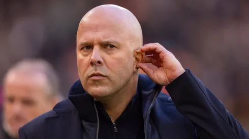 Arne Slot estaria incomodado com rumores sobre possível acordo do Liverpool com Xabi Alonso, segundo portal. Foto: IMAGO / Propaganda Photo