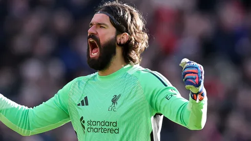 Juventus topa pagar salário de R$ 36,4 milhões para tirar Alisson do Liverpool na próxima janela. (Foto: Dan Mullan/Getty Images)