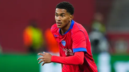 Senny Mayulu rejeita o PSG e entra no radar da Premier League. (Foto de Pau Barrena/Getty Images)
