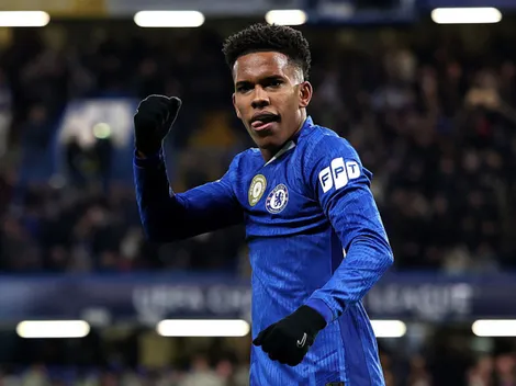 Estêvão não vai atuar em Chelsea x Newcastle, avisa Rosenior