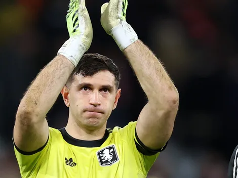 Dibu Martínez quer salário de R$ 30 milhões por ano na Juventus