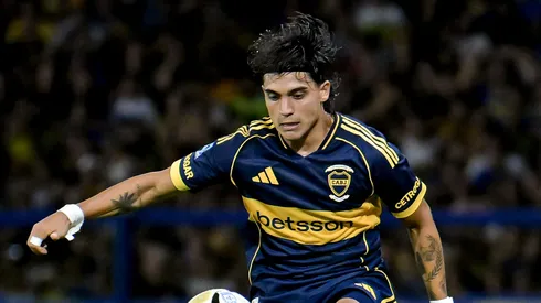 Enquanto Boca Juniors tenta renovar contrato Napoli disputa contratação de Zeballos com Flamengo e Palmeiras.(Foto de Marcelo Endelli/Getty Images)