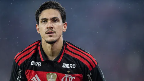 Pedro em jogo do Flamengo. Thiago Ribeiro/AGIF.