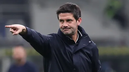 Inter de Milão deve oferecer extensão de contrato para Chivu. (Photo by Marco Luzzani/Getty Images)