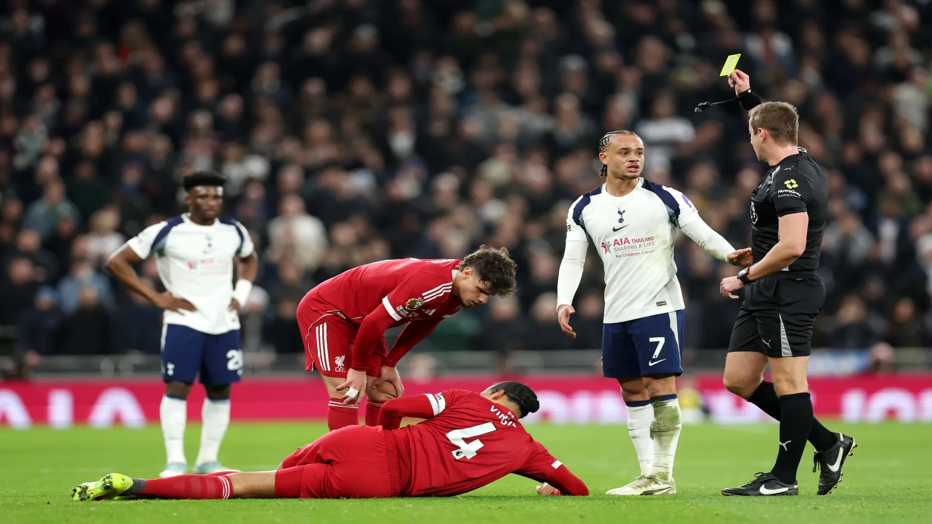 Reds e Spurs pelo 1º turno da Premier League – Alex Pantling/Getty Images