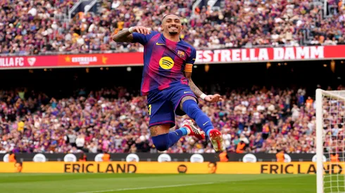 Raphinha foi o destaque do Barcelona contra o Sevilla – Alex Caparros/Getty Images