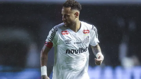 Neymar pelo Santos contra o Vasco. (Photo by Alexandre Schneider/Getty Images)