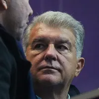 Joan Laporta vence eleição e mantém Hansi Flick e Deco no Barcelona