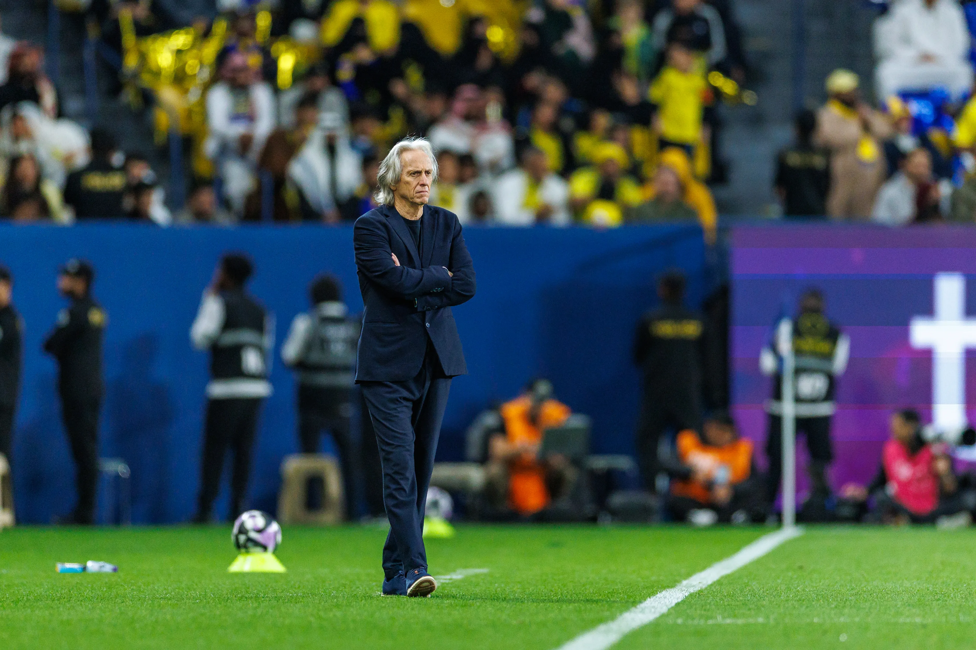 Jorge Jesus está na mira do Cruzeito. Foto: Abdullah Ahmed/Getty Images
