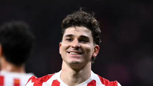 Julián Álvarez reforça foco no Atlético mesmo no radar do Barcelona. Foto: Denis Doyle/Getty Images