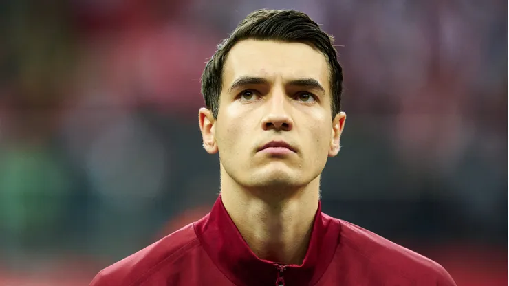 Kiwior está na mira da Juventus. Foto: Rafal Oleksiewicz/Getty Images