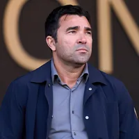 Joan Laporta negocia renovação de Deco