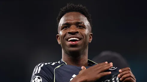 Vini Jr. comemora gol pelo Real Madrid contra o Manchester City. Foto: Carl Recine/Getty Images