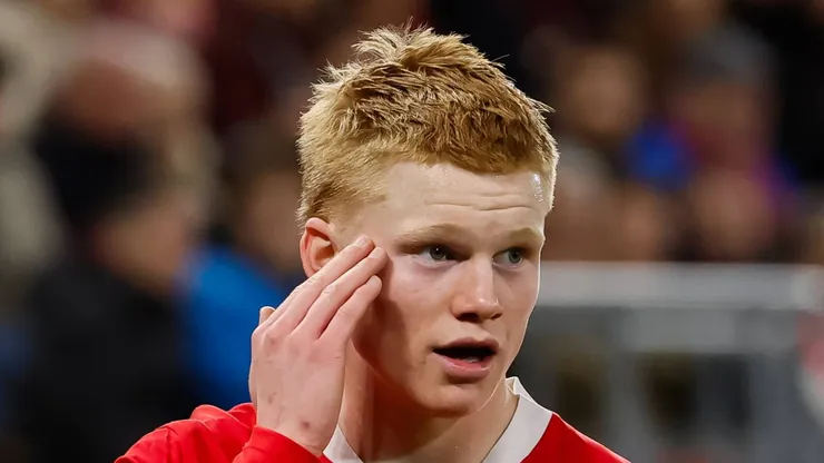 Barcelona sai na frente do Real Madrid pela contratação de Kees Smit. Foto: IMAGO / Goal Sports Images