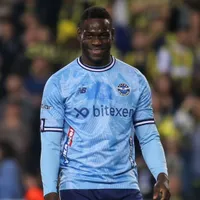 Mario Balotelli foi procurado pelo Guarani para o Paulistão 2026