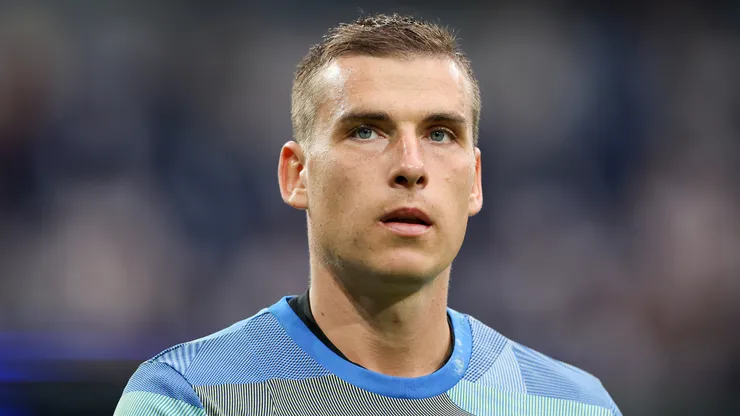 Real Madrid avalia venda de Andriy Lunin para a Inter de Milão. (Foto: Florencia Tan Jun/Getty Images)