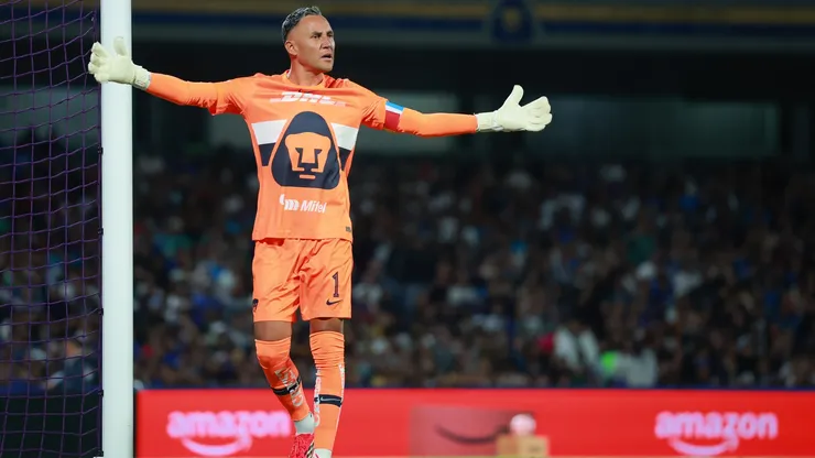 Keylor Navas em jogo do Pumas