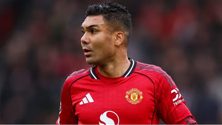 Casemiro durante partida do United. (Photo by Lewis Storey/Getty Images)
