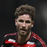 Convocação de Léo Pereira chama mais a atenção do West Ham