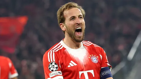 Harry Kane vibra após gol do Bayern. (Photo by Alexander Hassenstein/Getty Images)