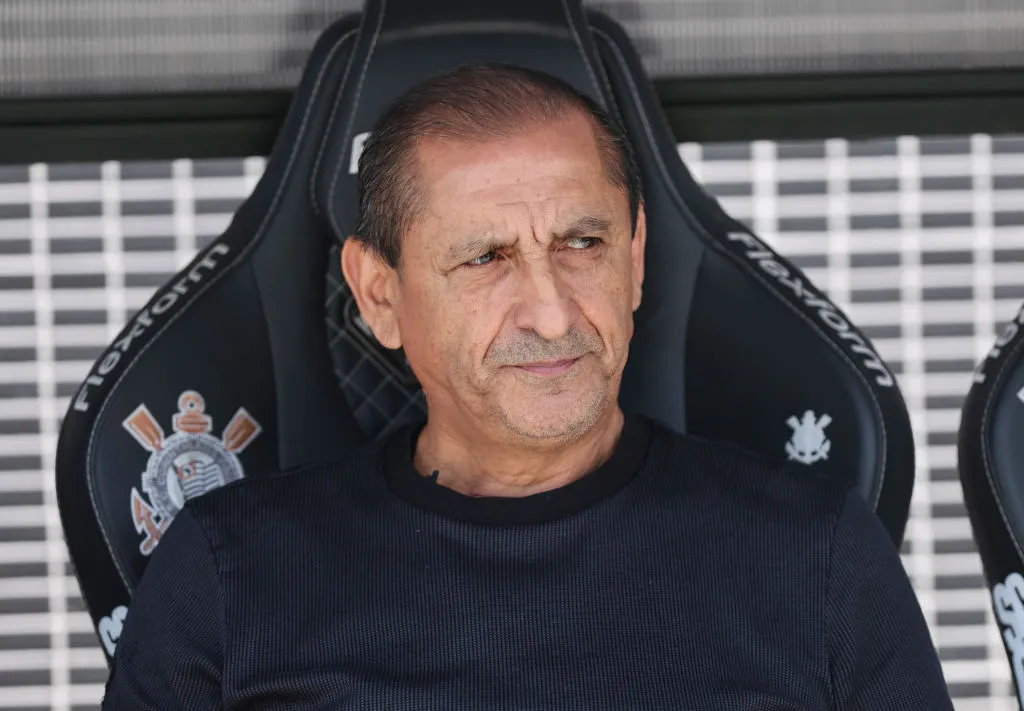 Ramon Díaz é alvo de clube argentino para 2026. (Photo by Alexandre Schneider/Getty Images)