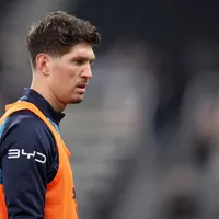 John Stones pode deixar Manchester City por Everton ou Wrexham