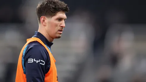 Manchester City planeja venda de John Stones e clubes da Inglaterra monitoram situação. (Foto de George Wood/Getty Images)
