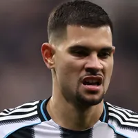 Manchester United encaminha a contratação de Bruno Guimarães