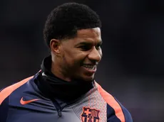 Flick define Rashford como substituto de Raphinha no Barcelona