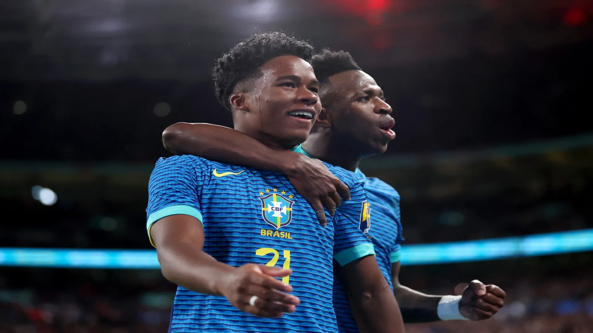 Endrick e Vini Jr em 2024 pela Seleção Brasileira – Catherine Ivill/Getty Images