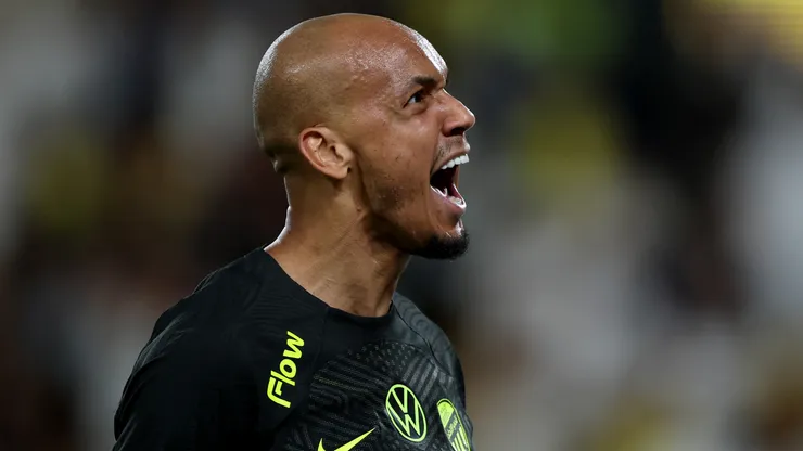 Fabinho em jogo do Al-Ittihad. (Foto: Yasser Bakhsh/Getty Images)