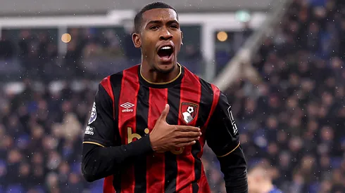 Rayan em campo com as cores do Bournemouth. Foto: Carl Recine/Getty Images