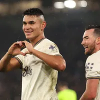 Ex-Flamengo, Alcaraz pode ser negociado pelo Everton