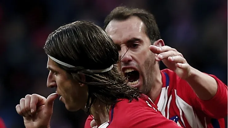 Diego Godín elogia Filipe Luís e projeta futuro do ex-técnico do Flamengo na Europa. (Foto de Gonzalo Arroyo MorenoGetty Images)