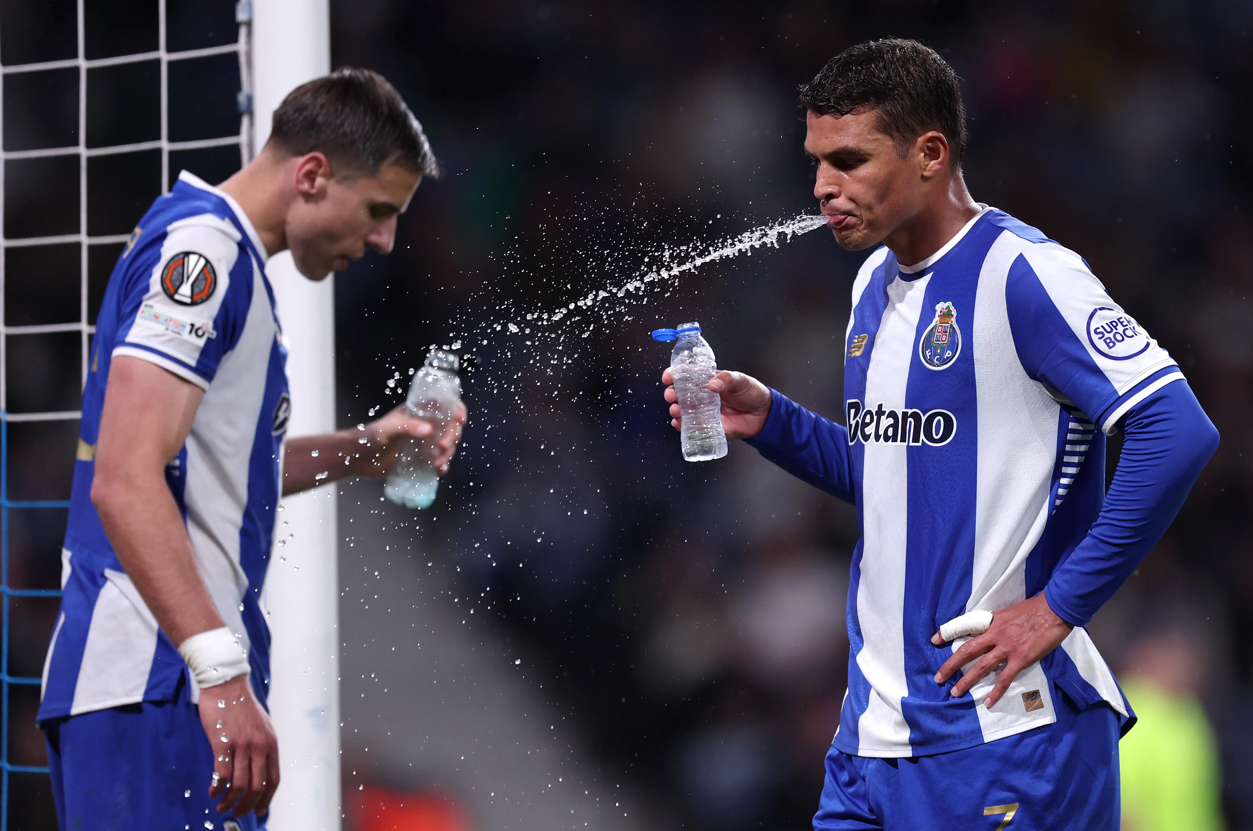 Thiago Silva durante partida do Porto. (Photo by Diogo Cardoso/Getty Images)