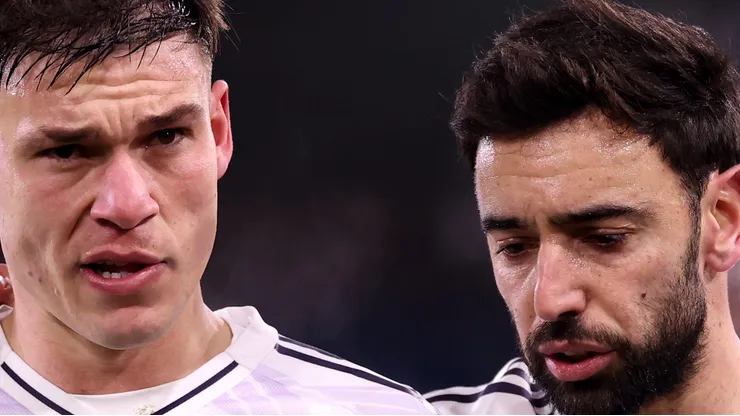 Manuel Ugarte e Bruno Fernandes. (Photo by Carl Recine/Getty Images)