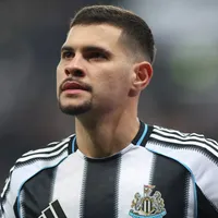 Cláusula de Bruno Guimarães expira e United terá que negociar