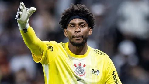 Hugo Souza é chamado na Seleção Brasileir para os amistosos em março. Foto: IMAGO / O JOGO PHOTO PRESS