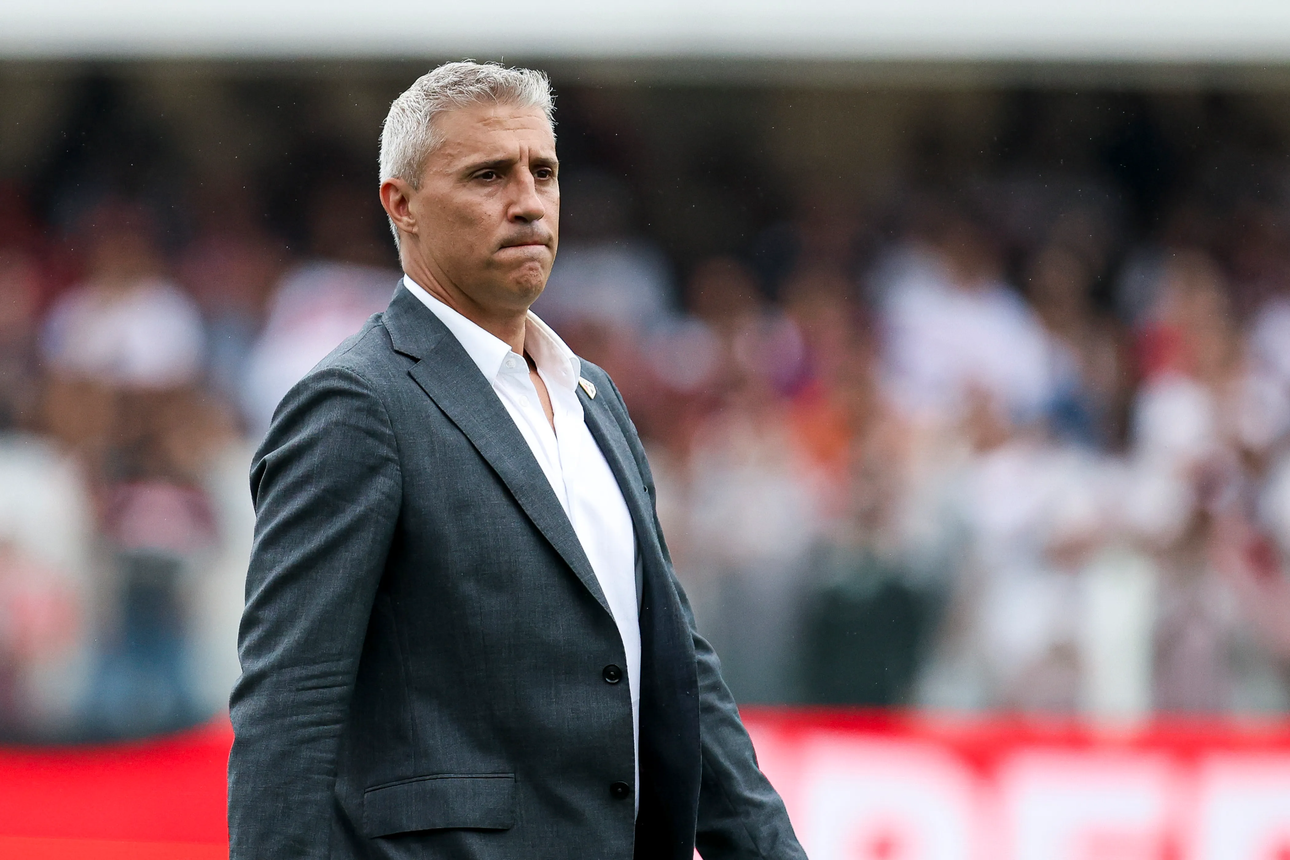 Crespo segue livre no mercado (Foto: Ricardo Moreira/Getty Images)