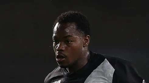 Bournemouth demonstra interesse em Andrés Gómez e Vasco aguarda valorização no Mundial. (Foto de Wagner Meier/Getty Images)