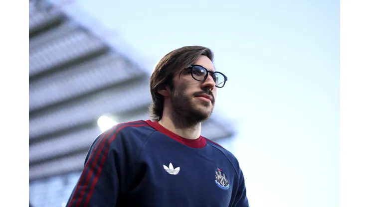 Arsenal e Manchester United disputam a contratação de Sandro Tonali. (Foto por George Wood/Getty Images)