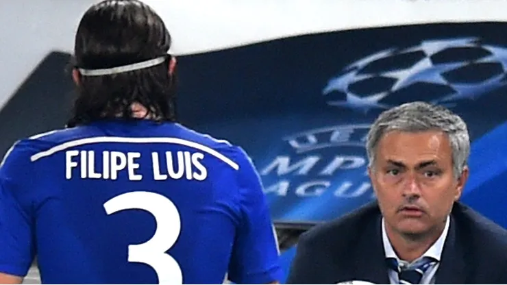 A conexão entre Mourinho e Filipe Luís e os bastidores da era vitoriosa no Chelsea. (Foto por Mike HewittGetty Images)