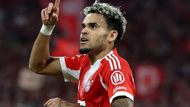 Luis Díaz em campo pelo Bayern de Munique. Foto: Alexander Hassenstein/Getty Images