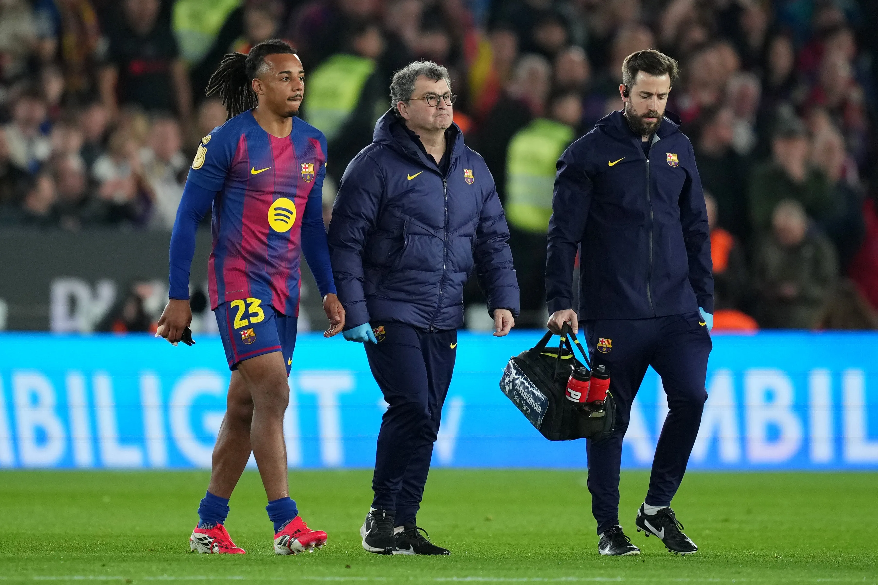 Koundé está à venda. Foto: Alex Caparros/Getty Images