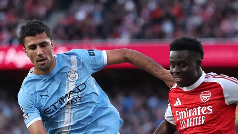 Guia completo de transmissão e horários para Arsenal x Manchester City. (Foto de Alex Pantling/Getty Images)