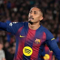 Raphinha não pensa em deixar o Barcelona após a Copa